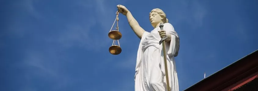 Derecho mercantil en España